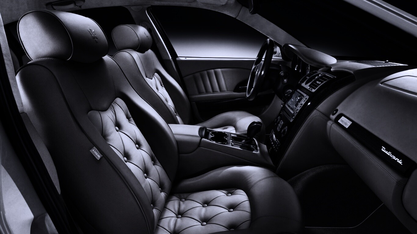 Салон Maserati обои