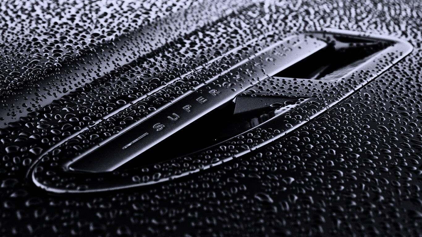 Воздухозаборник автомобиля Ягуар обои