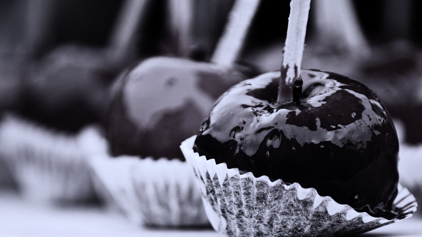 Яблочко в карамели обои