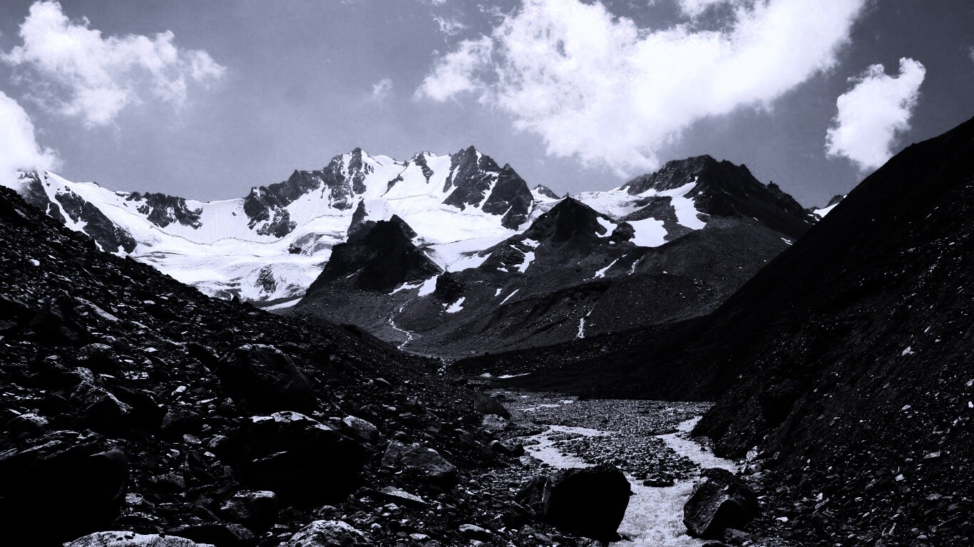 Горный пейзаж обои