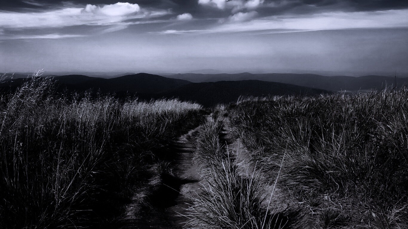 Дорога высоко в горах обои