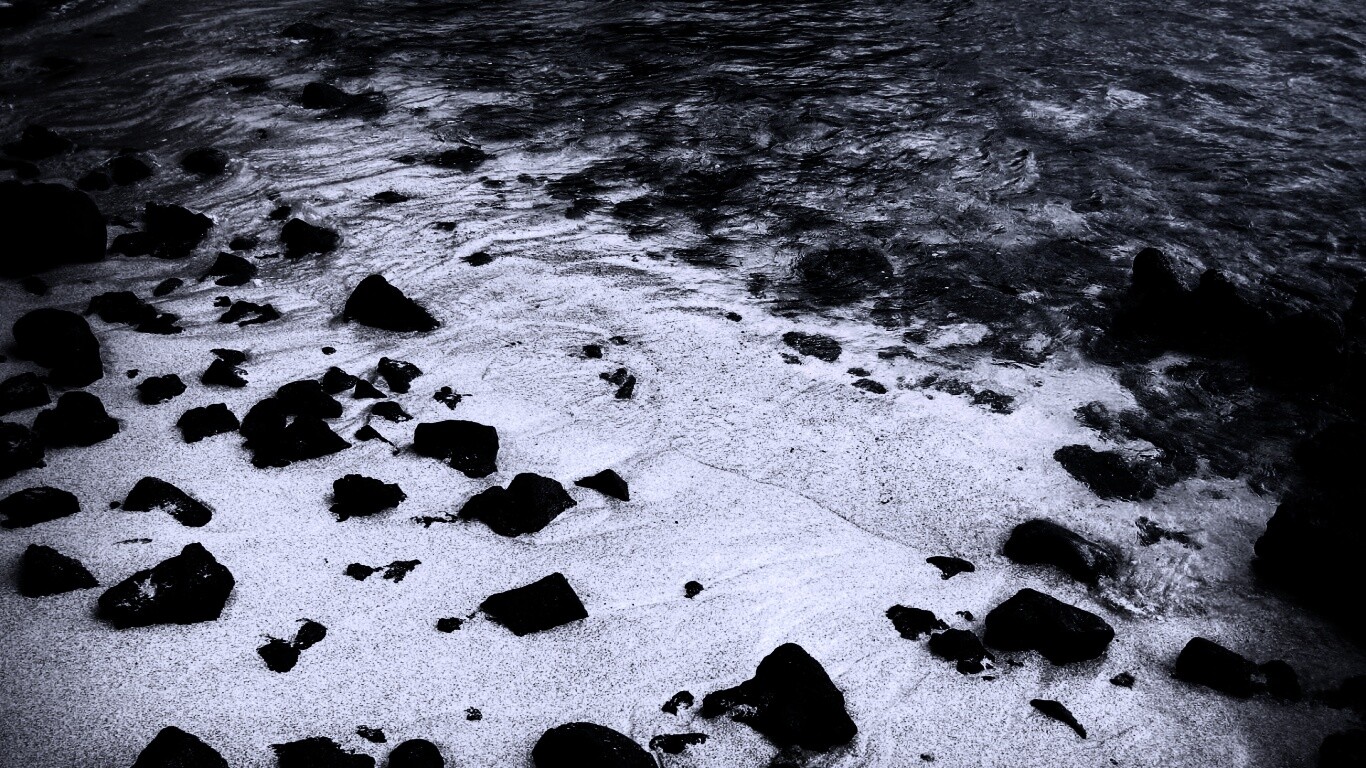 Каменистый берег обои