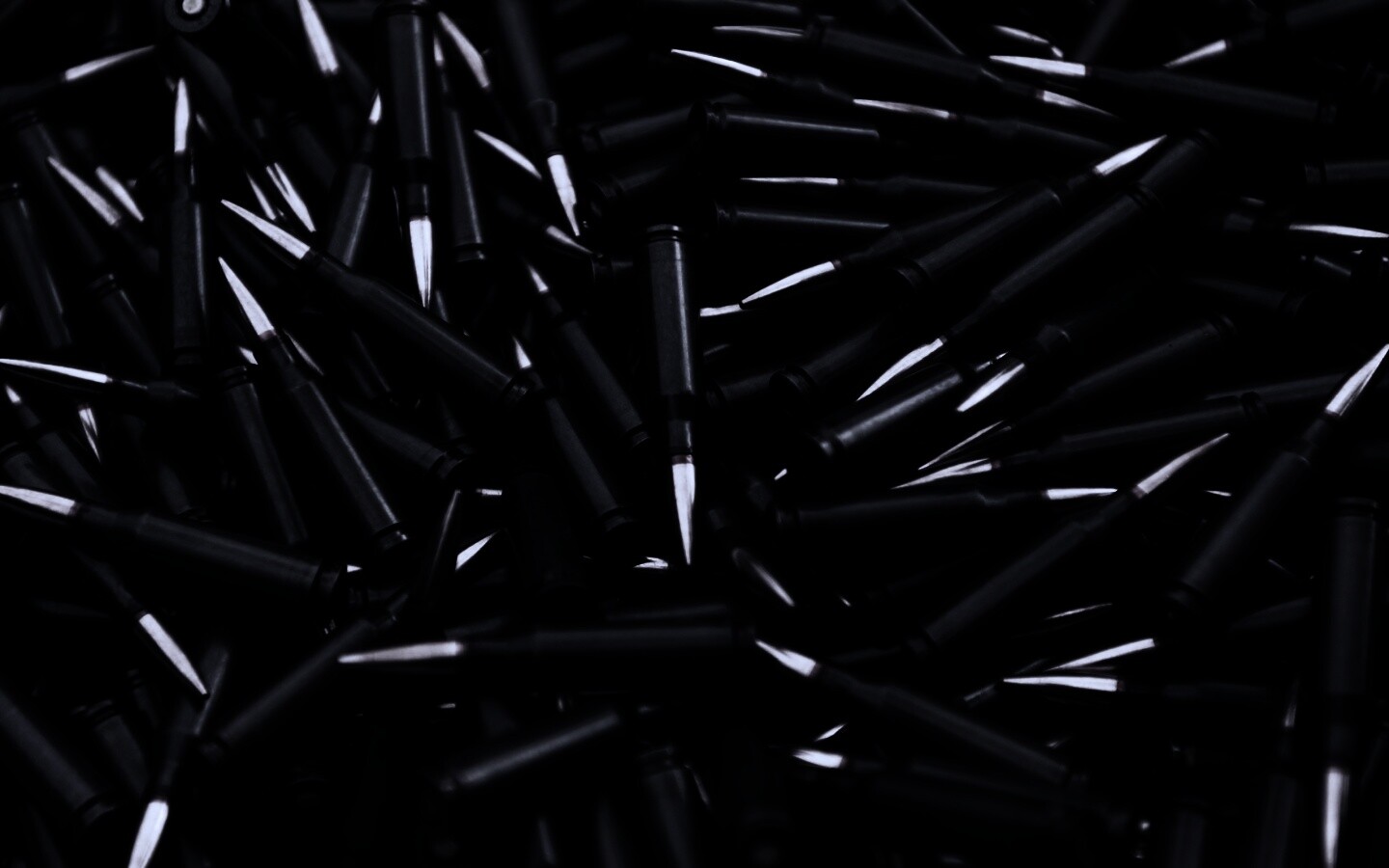 Черные патроны обои