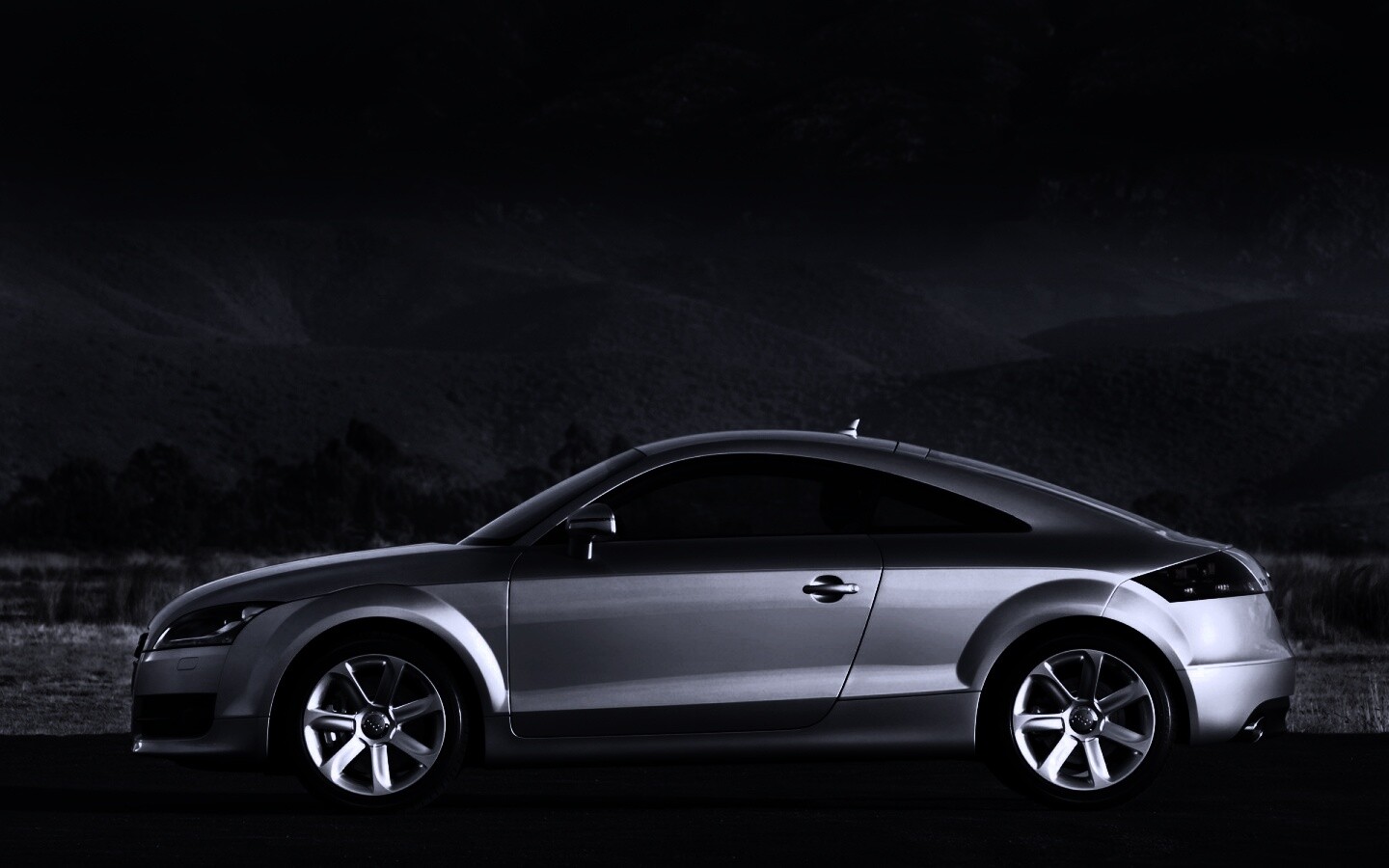 Трехдверный ауди обои