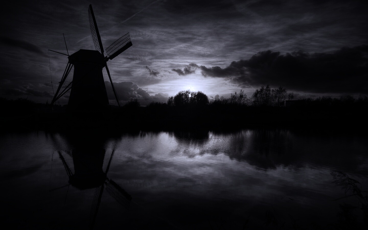 Мельница на озере обои