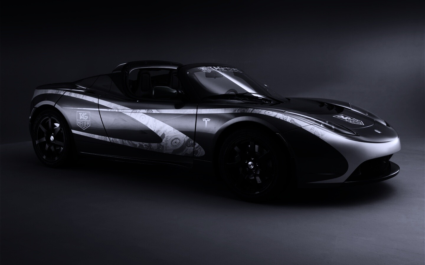 Tag Heuer Tesla Roadster обои