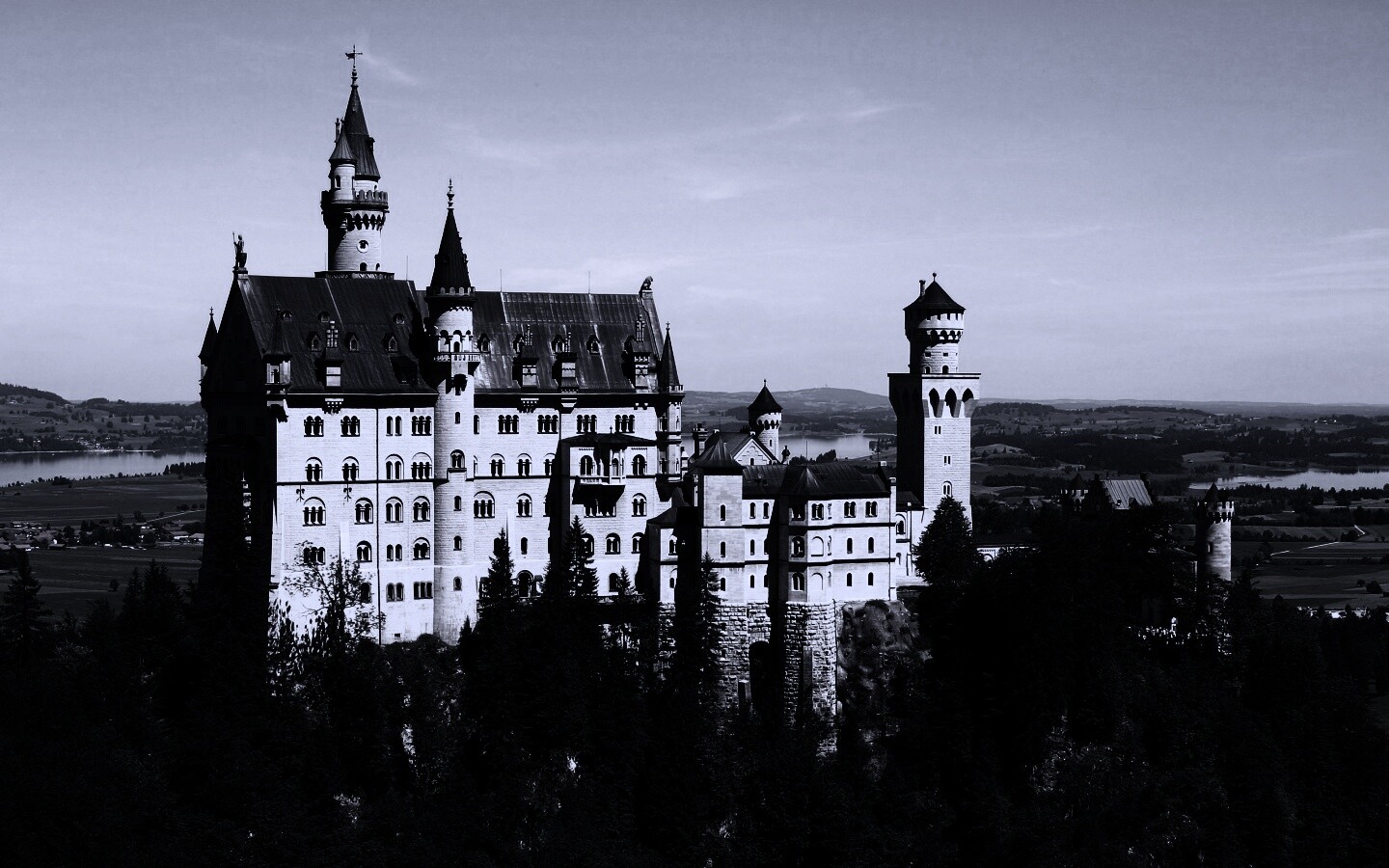 Замок Нойшванштайн в Баварии обои