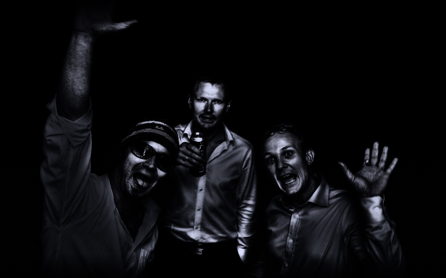 Колоритная тройка обои