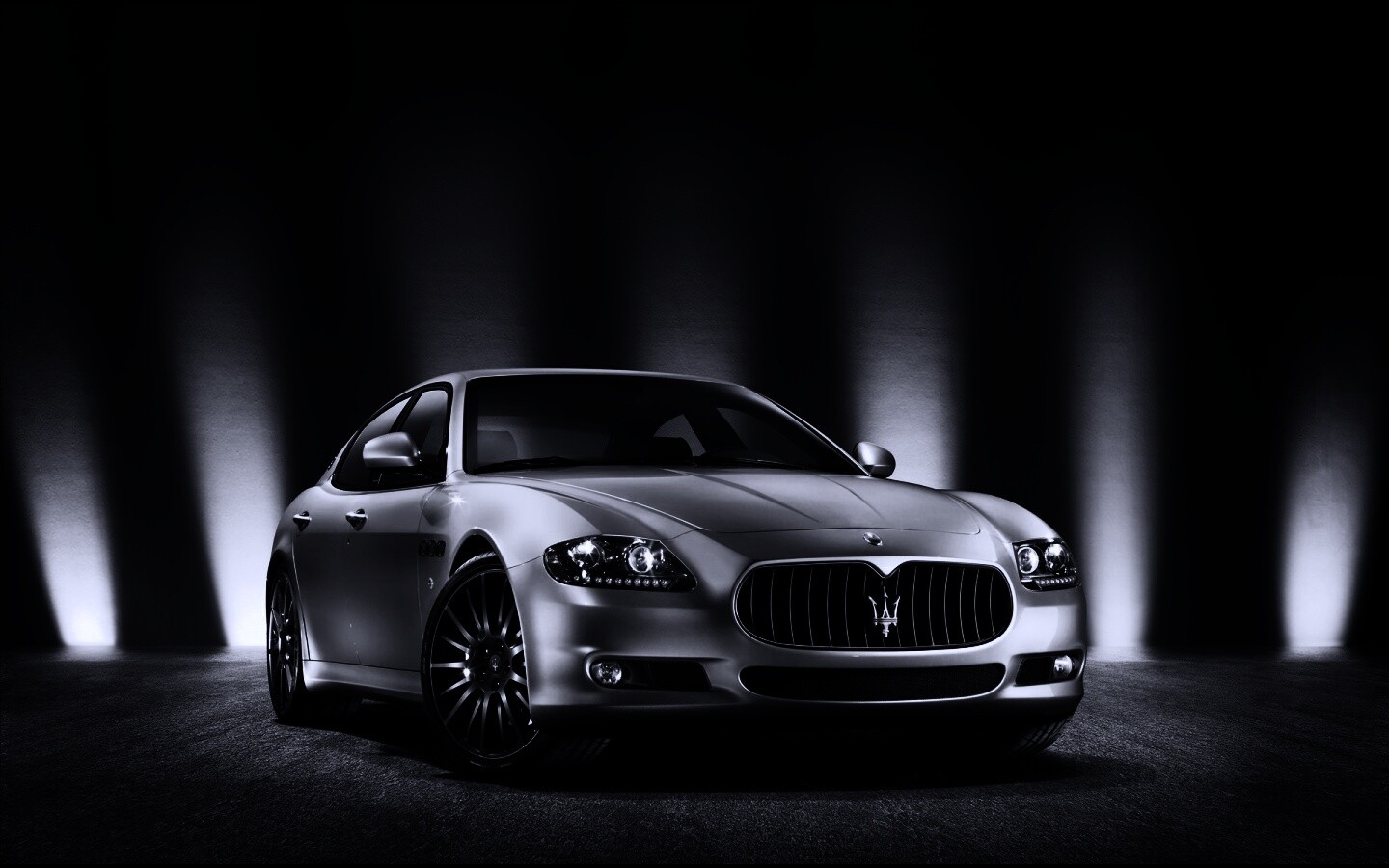 Maserati Quattroporte обои