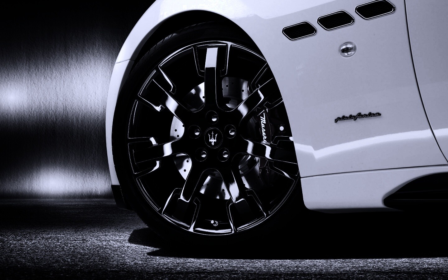 Колесу Maserati Granturismo обои