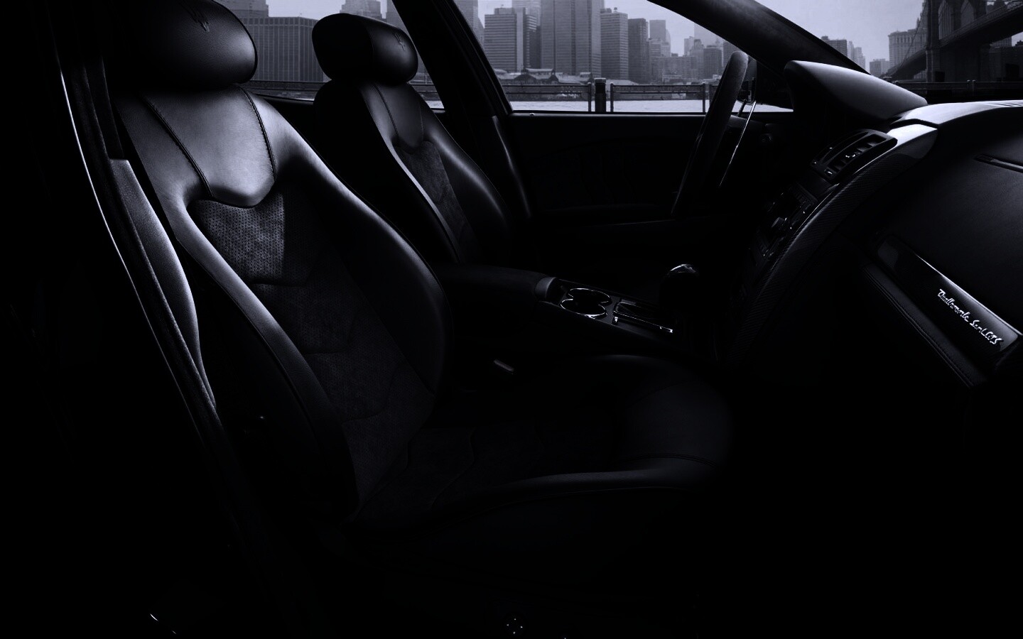 Салон мазерати quattroporte обои