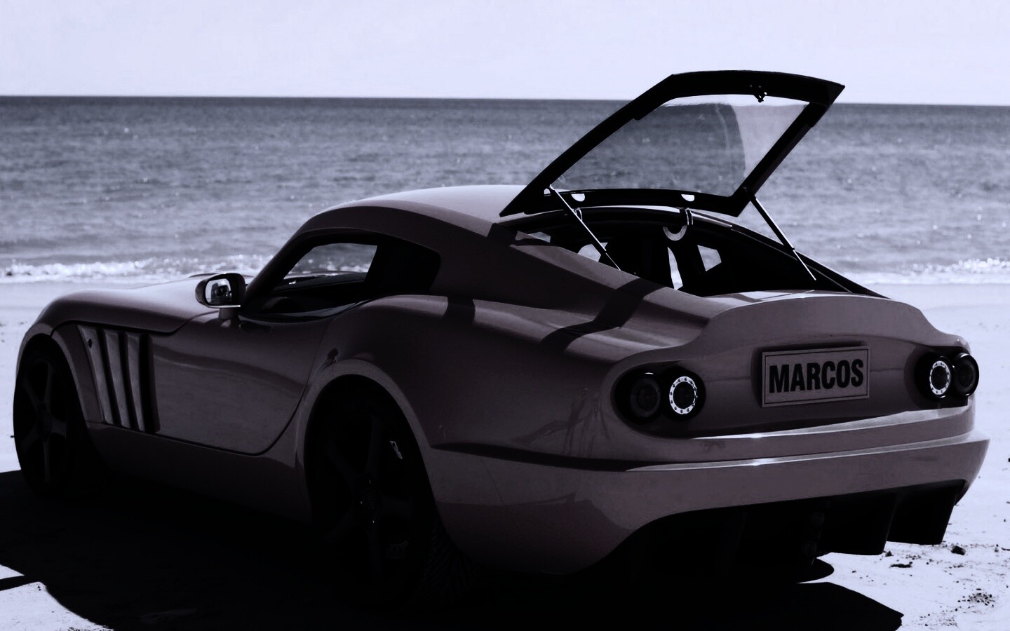 Marcos на пляже обои