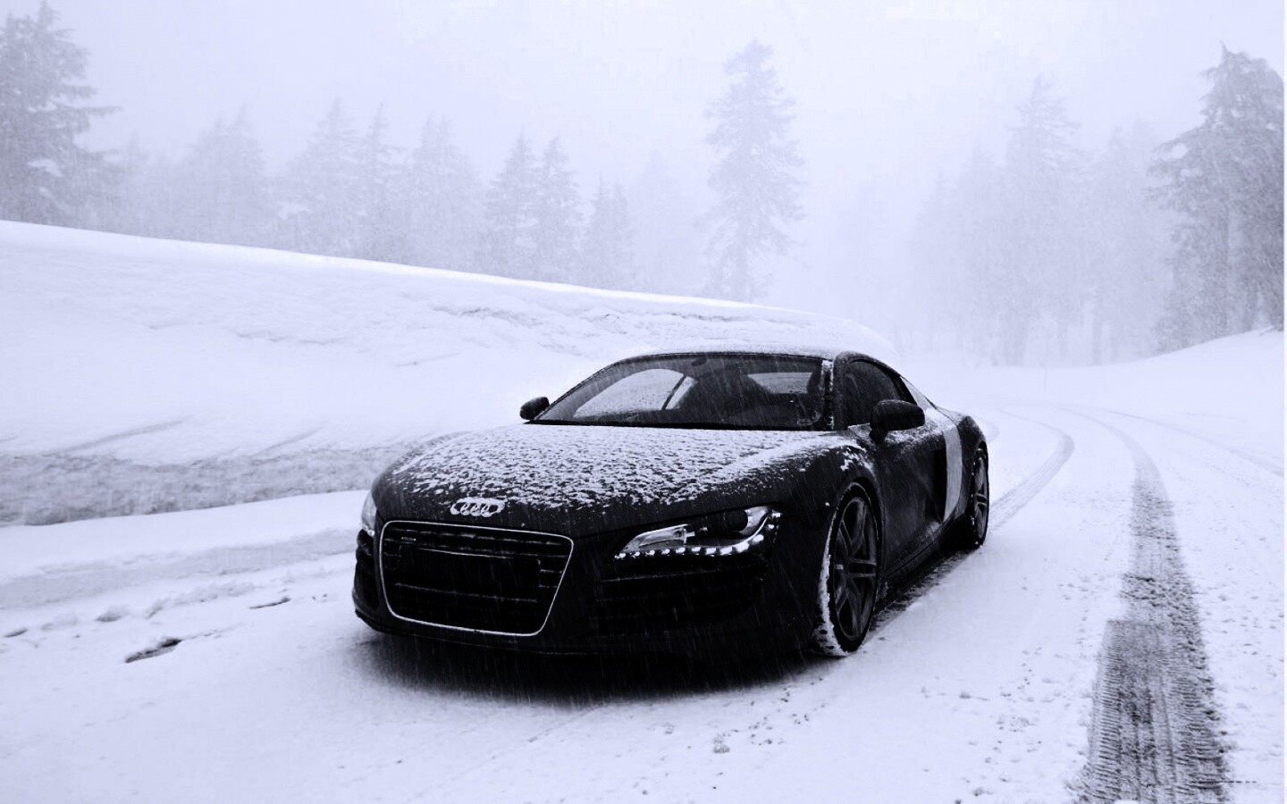 Audi R8 зимой обои