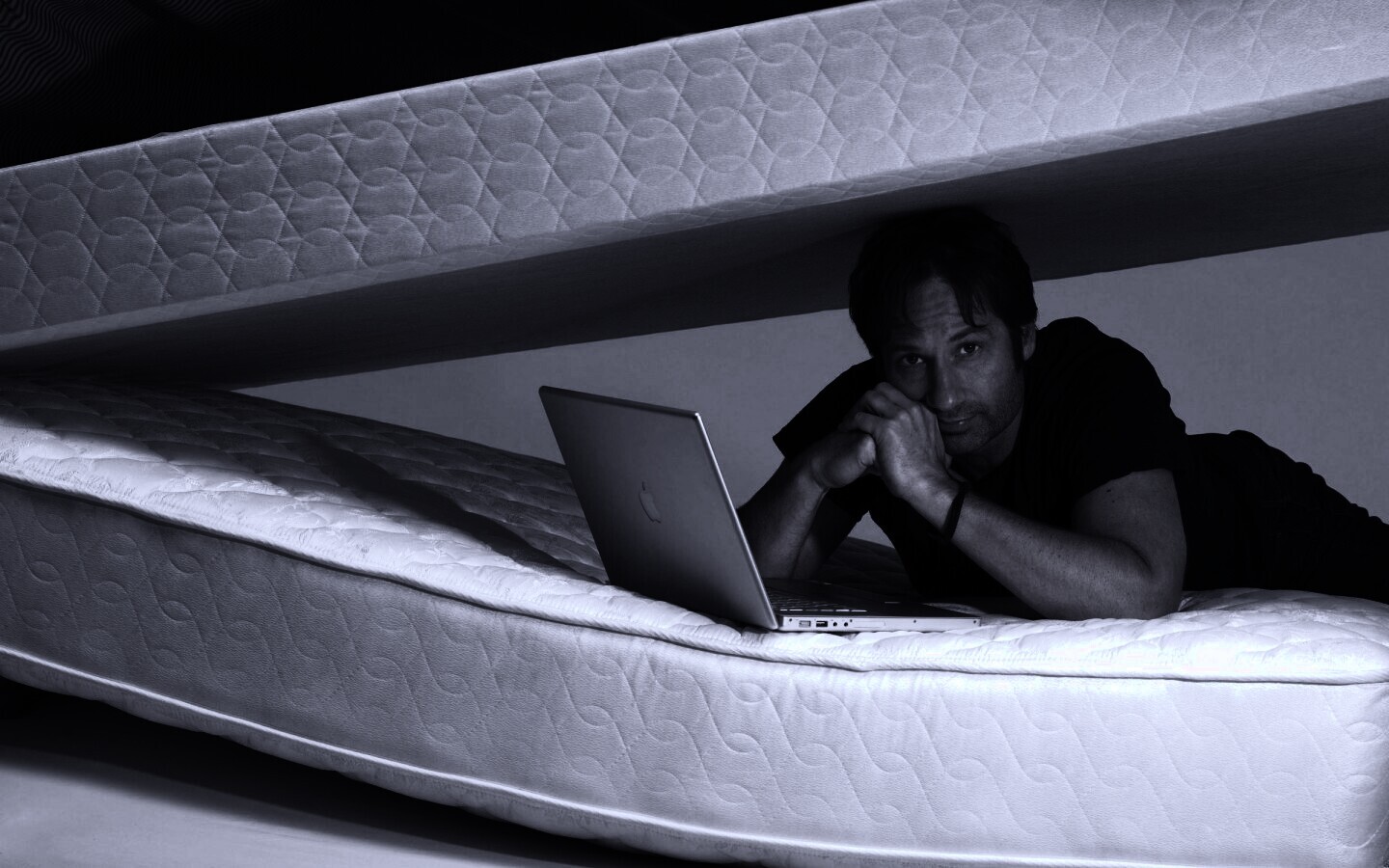 Дэвид Духовны обои