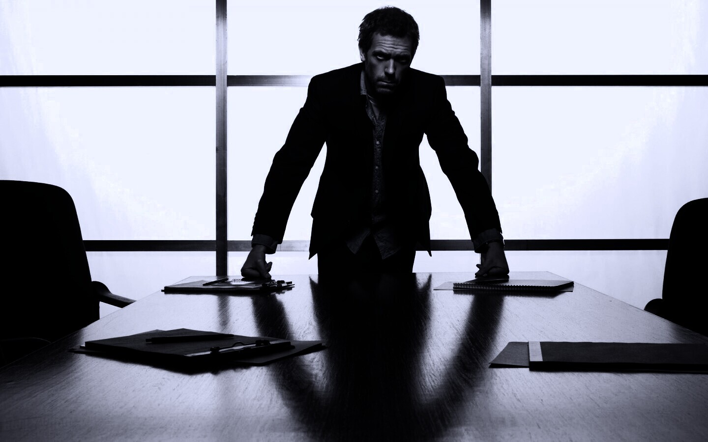 Хью Лори обои