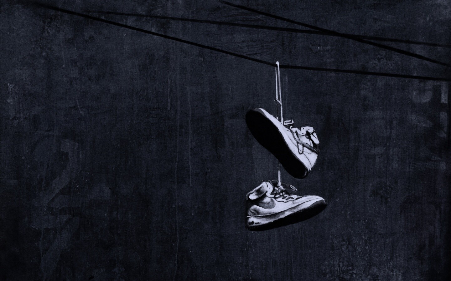 Кросовки на проводе обои