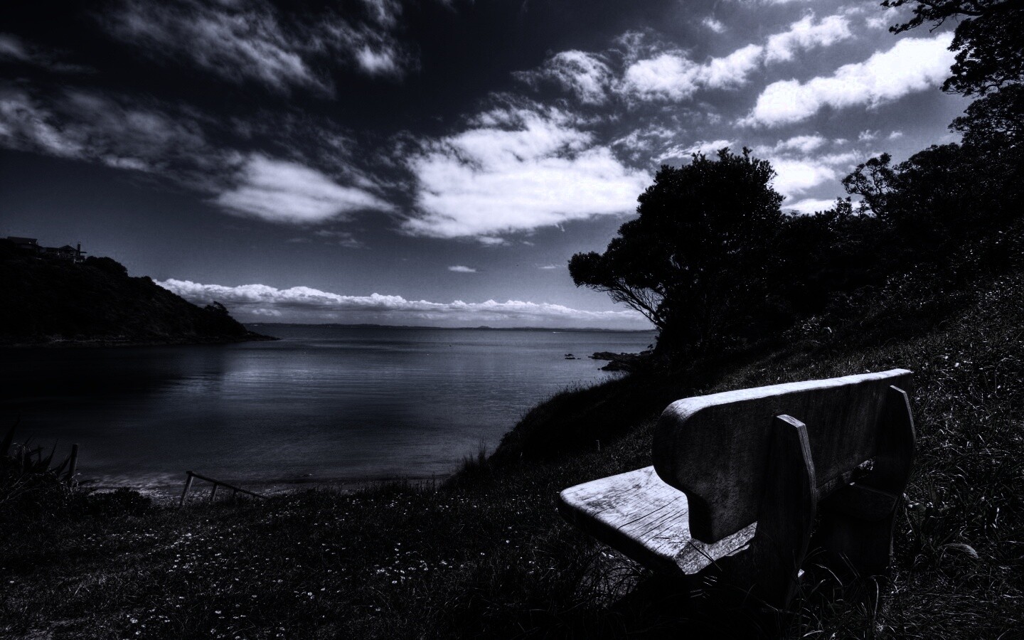 С видом на море обои