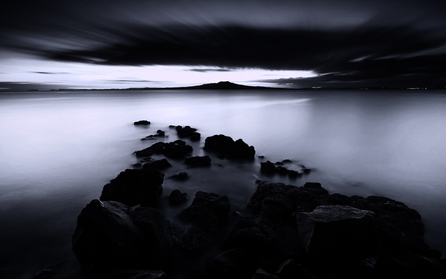 Озеро в тумане обои