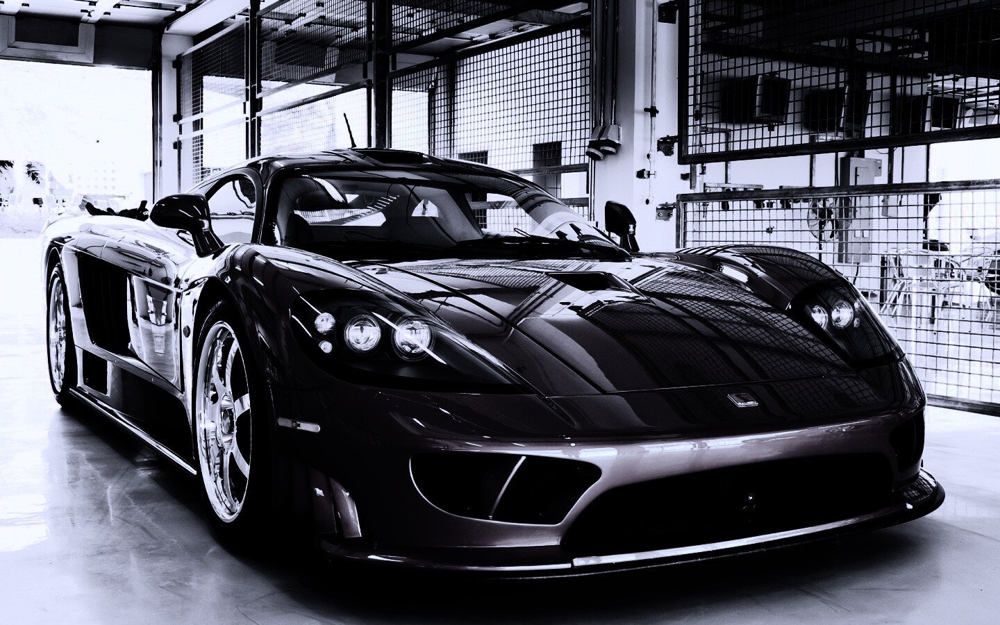 Суперкар бордового цвета обои