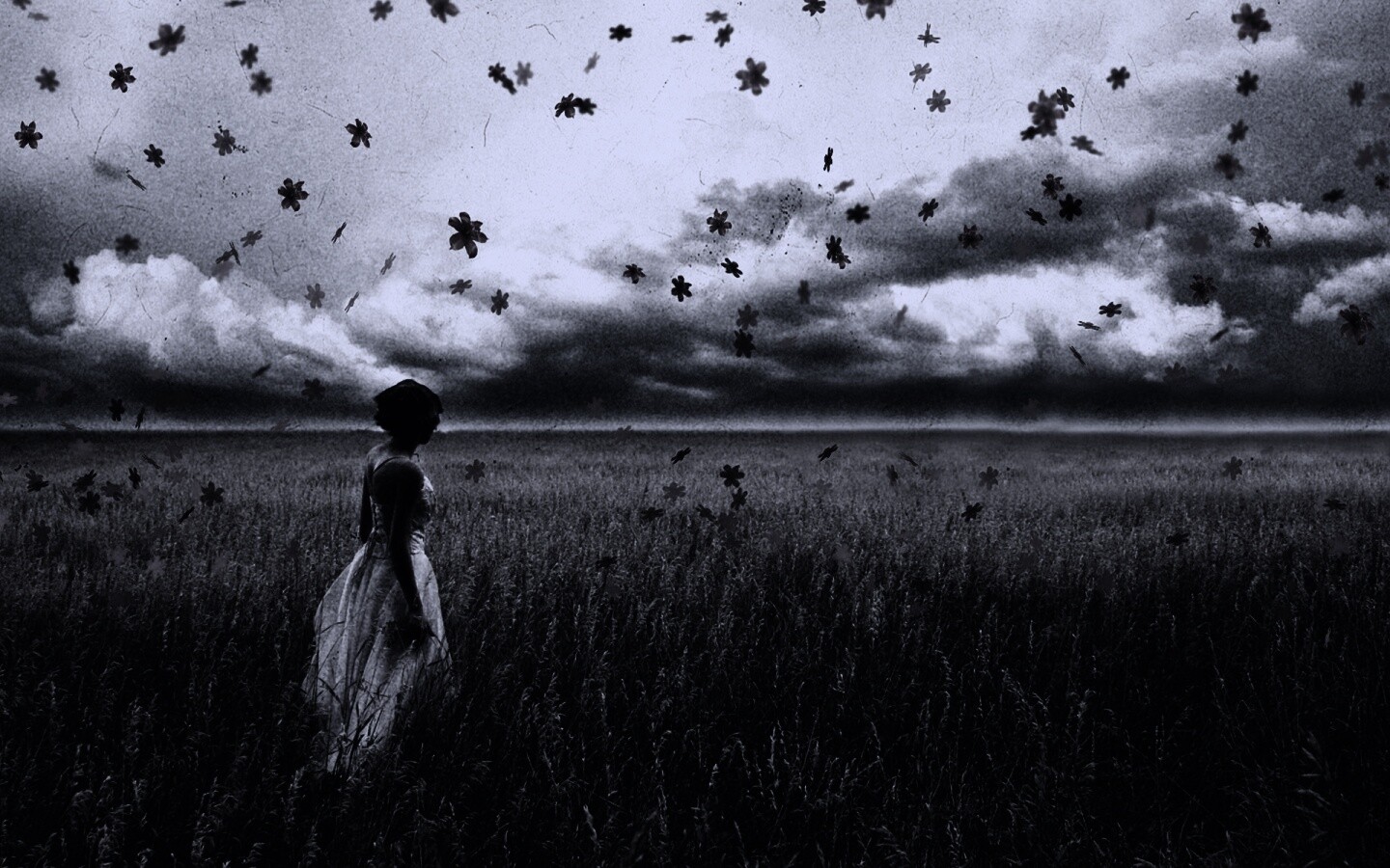 Грустная девушка в поле травы обои