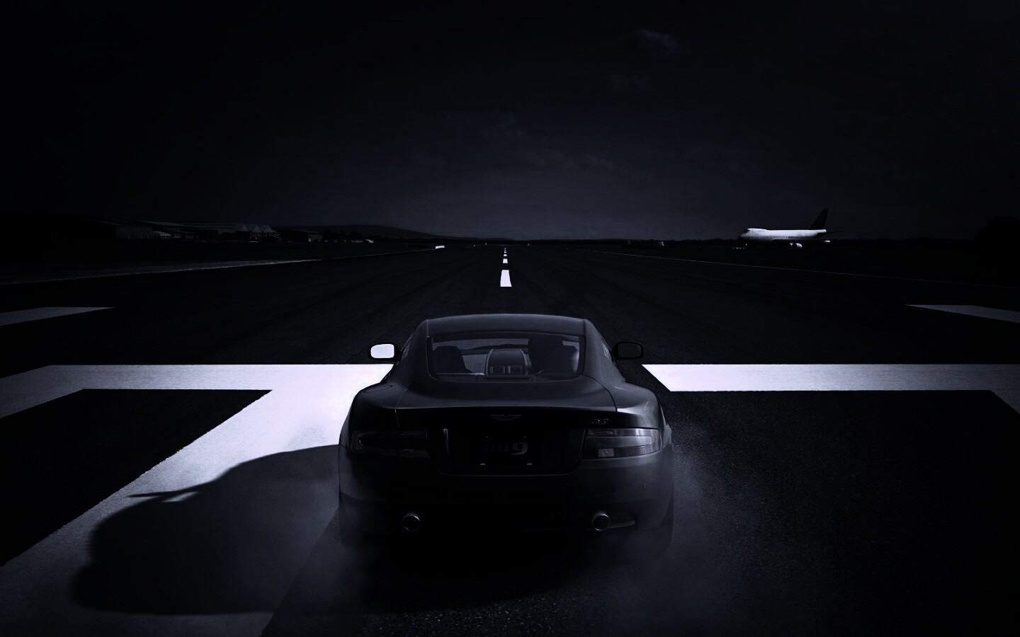 Aston на взлетной полосе обои