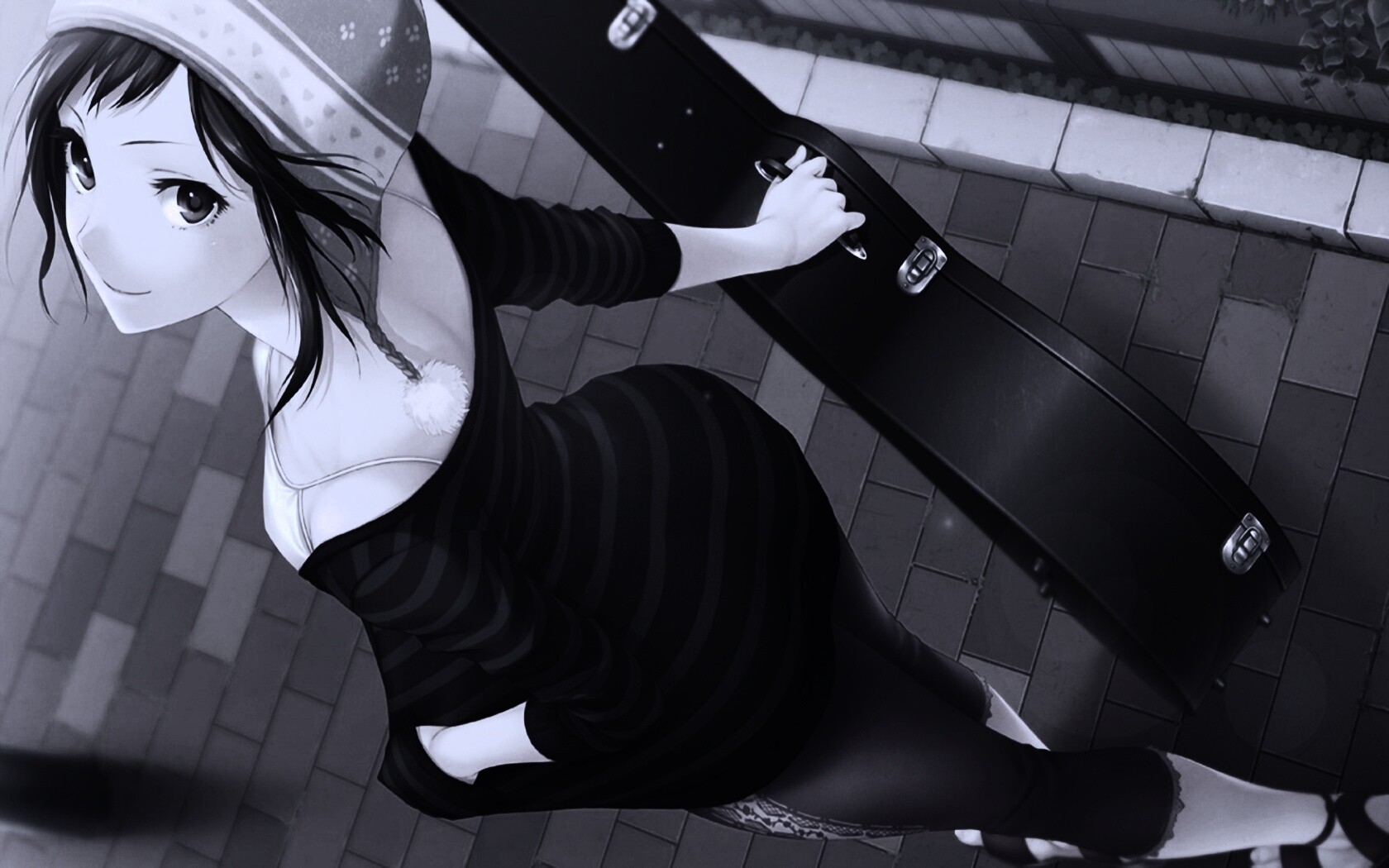 Девушка с гитарным чехлом обои