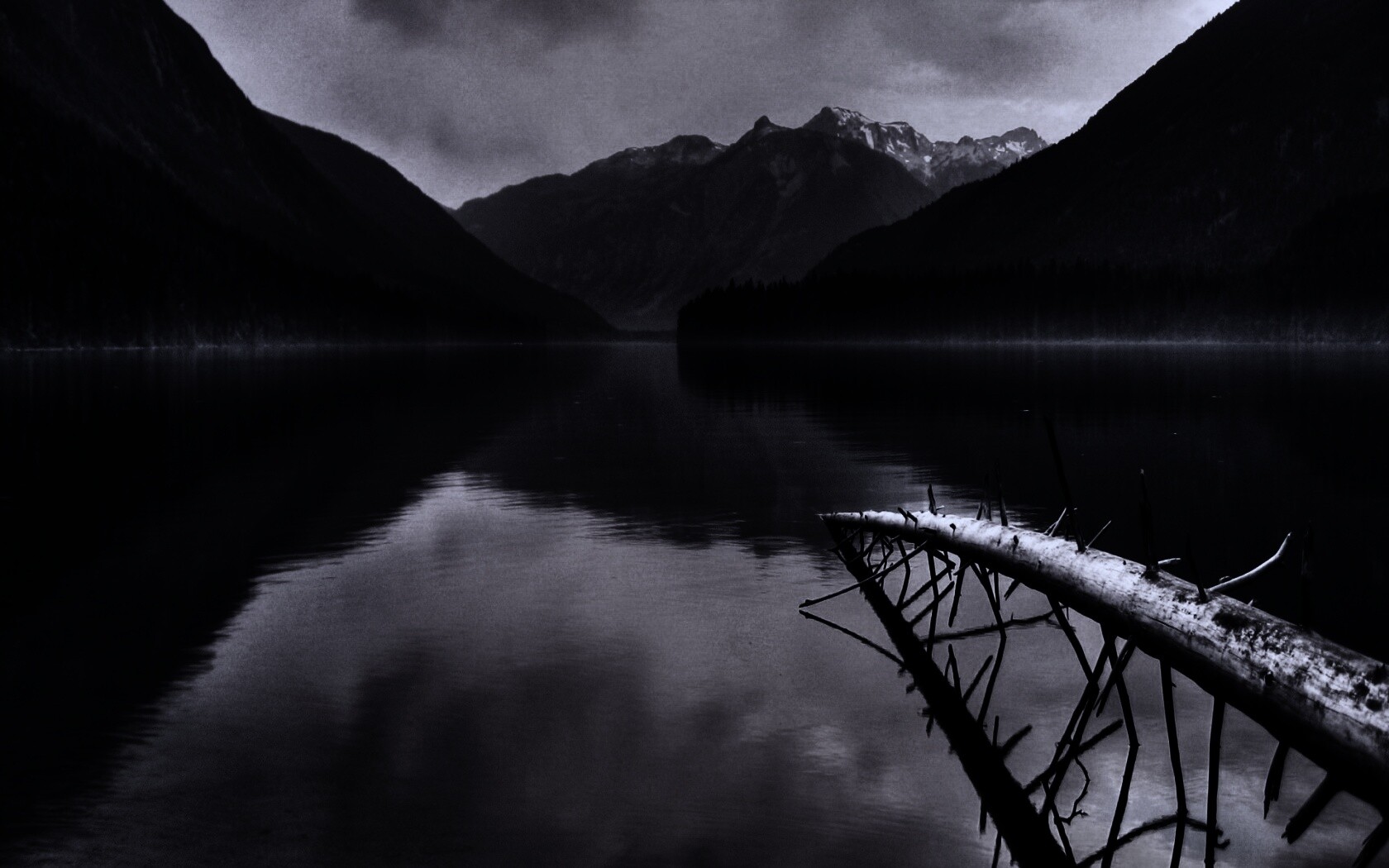 Горное озеро обои