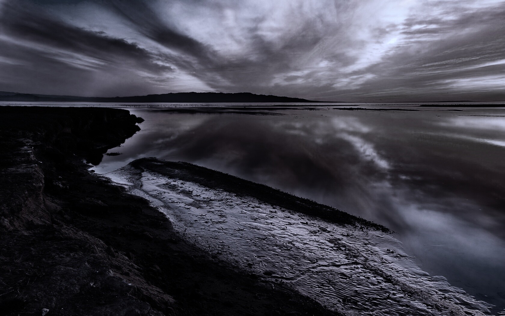 Озеро на закате обои