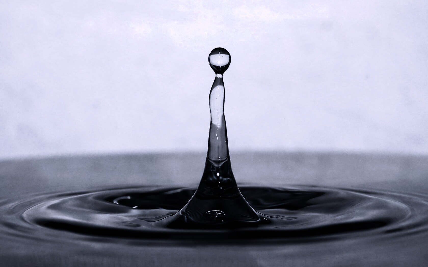 Падение капли обои