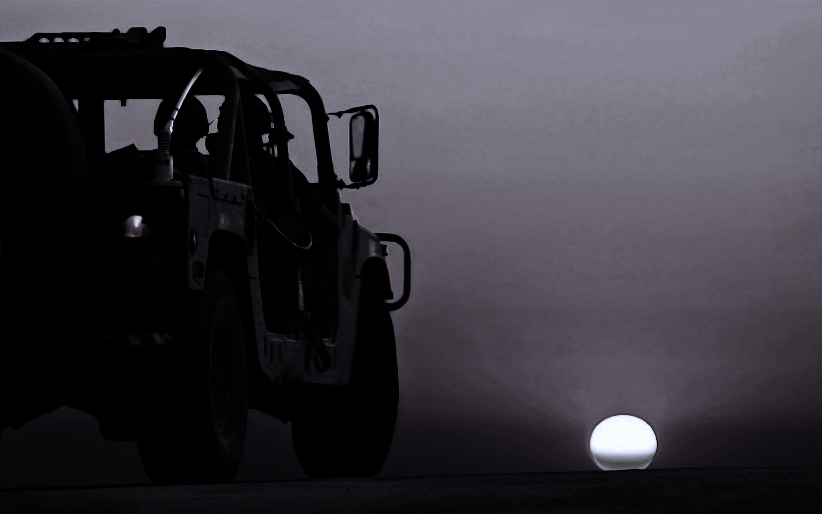 Военный Hammer обои