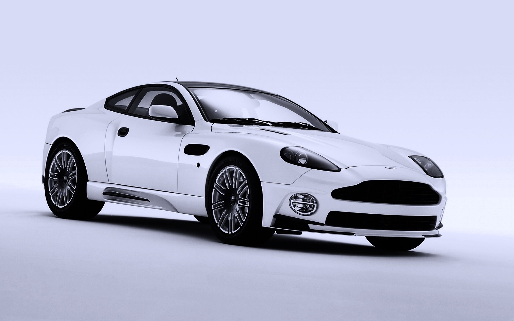 Aston Martin Vanquish S обои