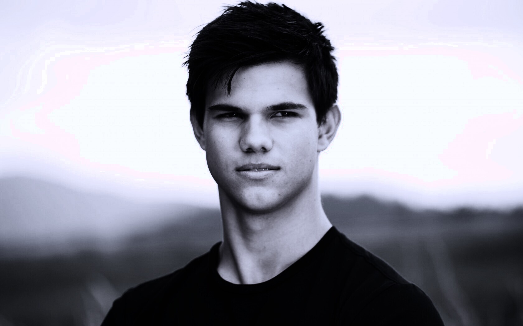 Тайлор Лотнер обои