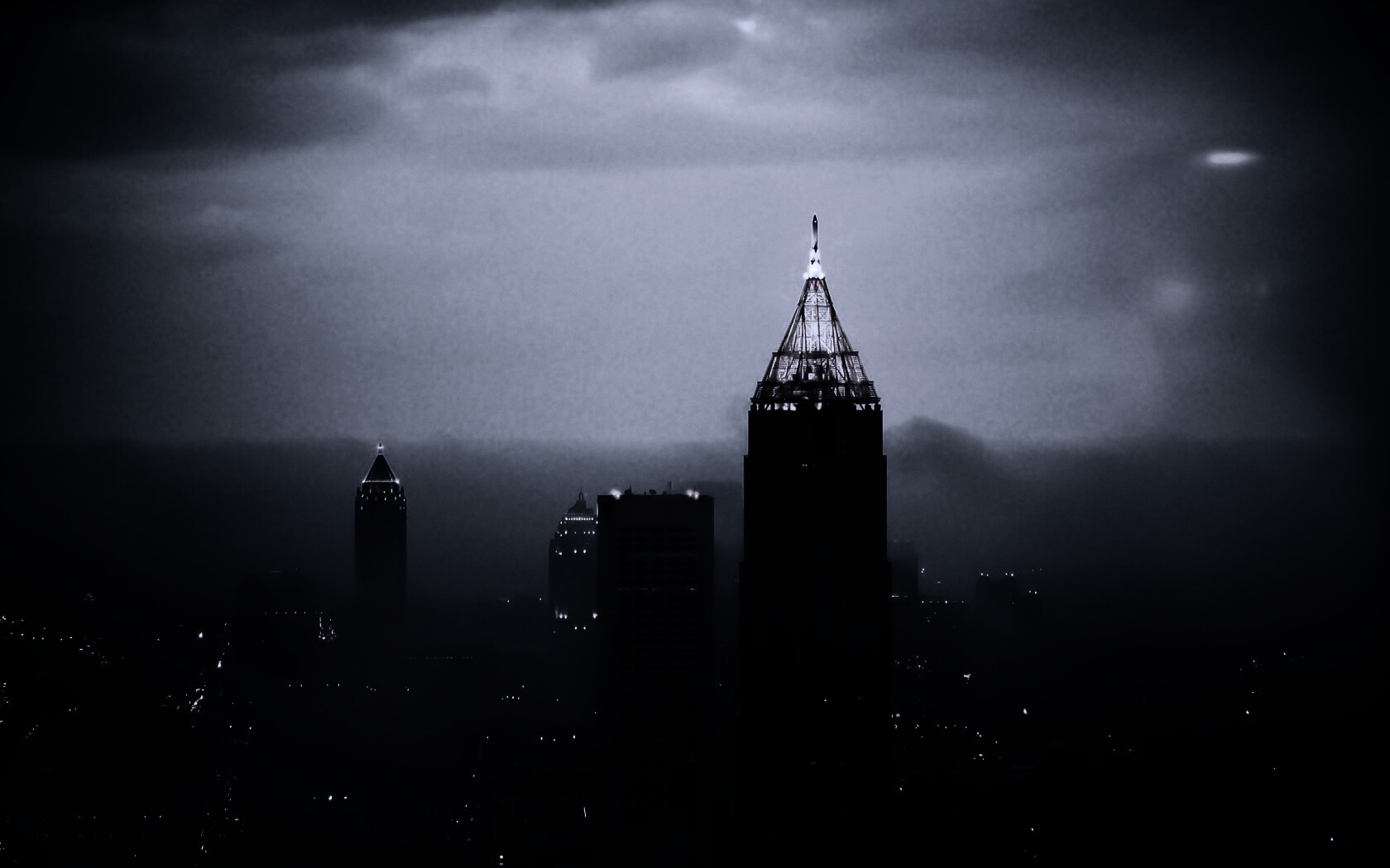 Небоскребы в тумане обои