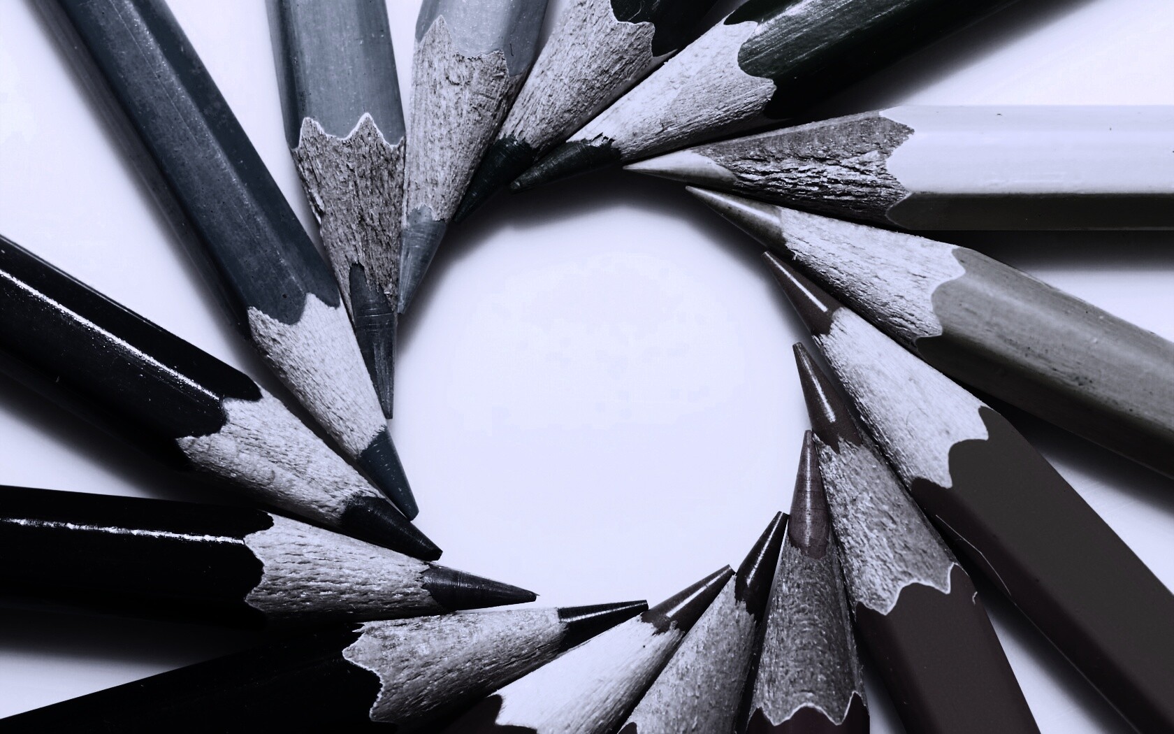 Радуга в карандашах обои