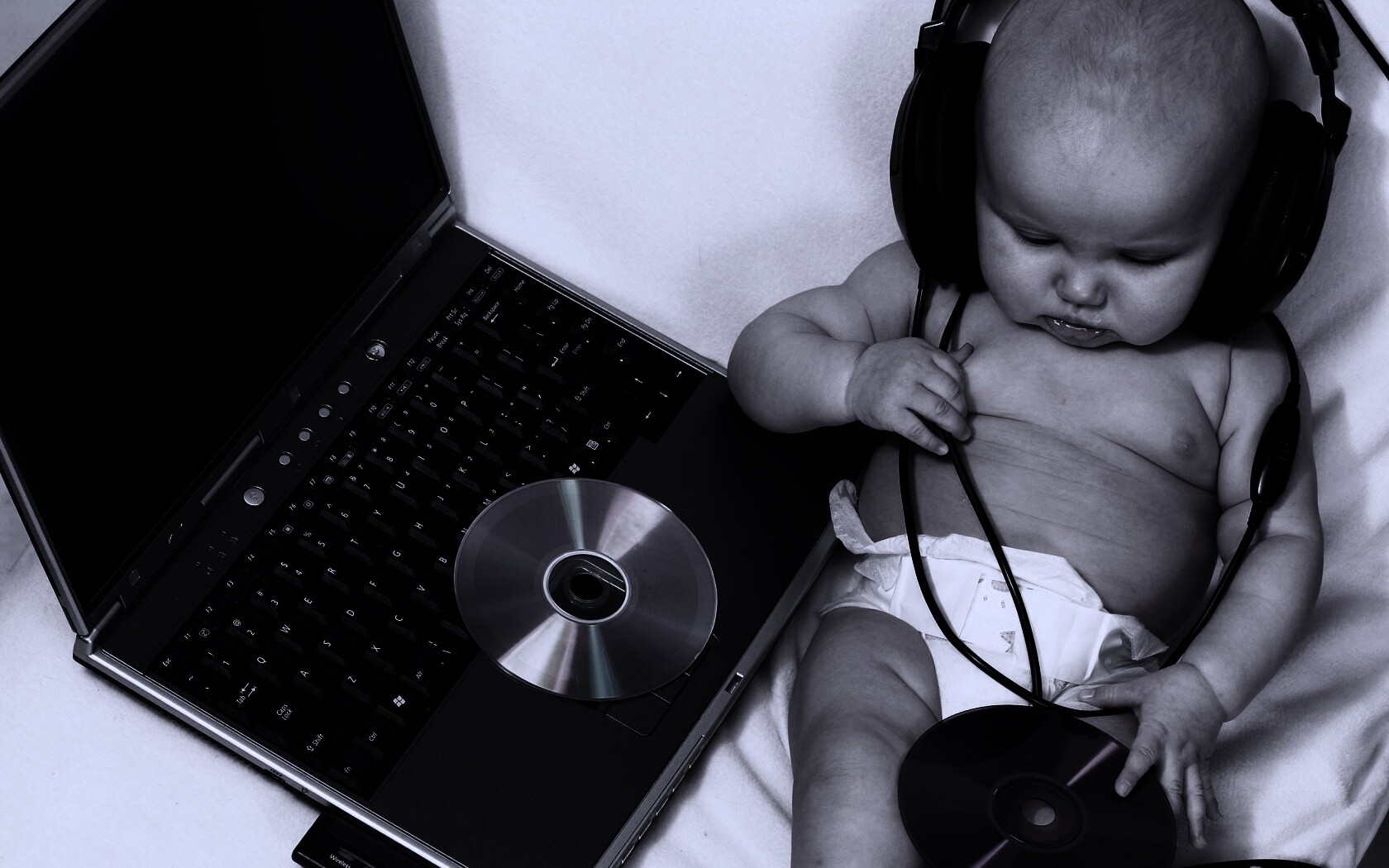 Маленький диск жокей обои