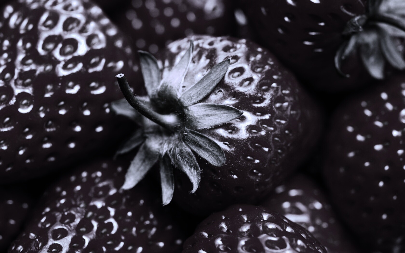 Сочная клубничка обои