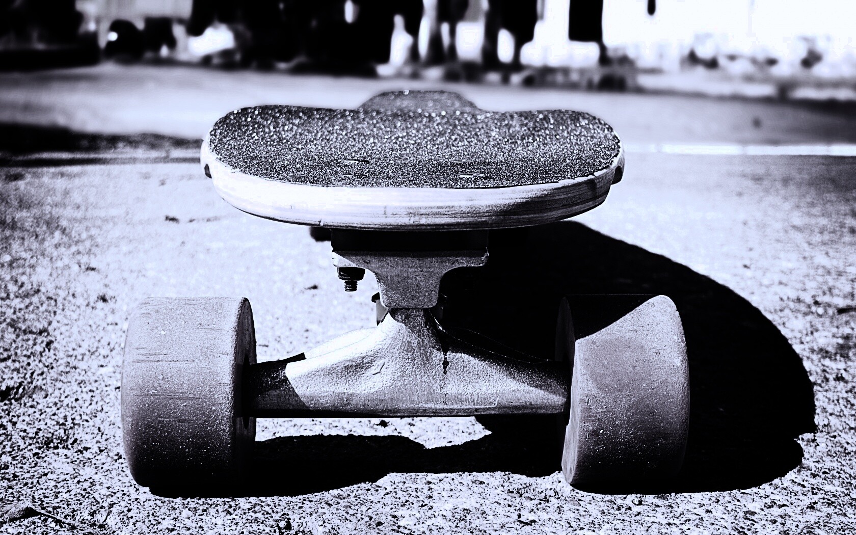 Скейтборд на солнце обои