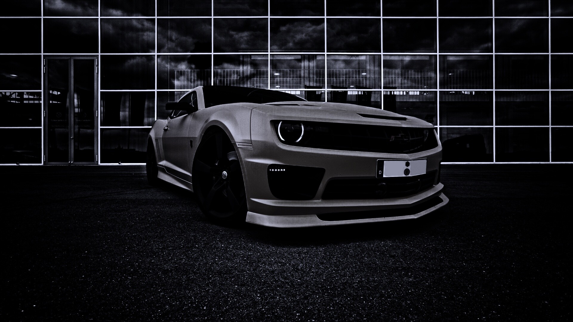 Желтый монстр обои