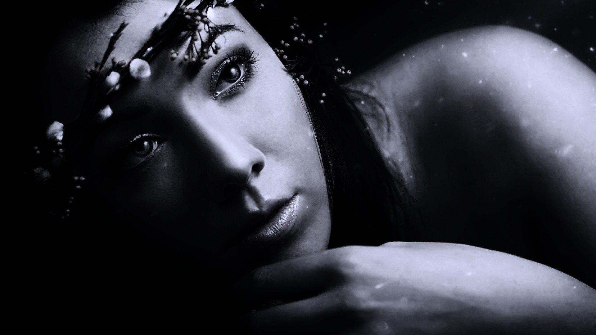 Девушка в венке обои