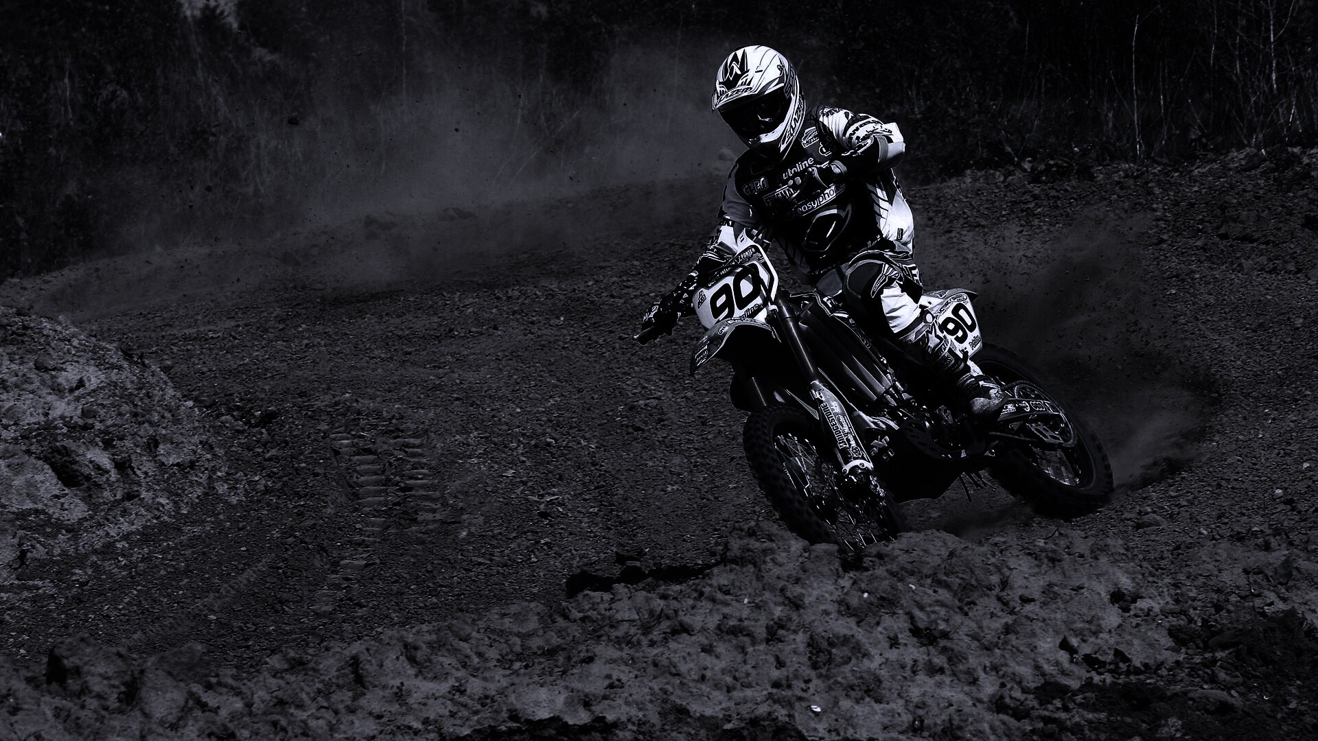 На мототреке обои