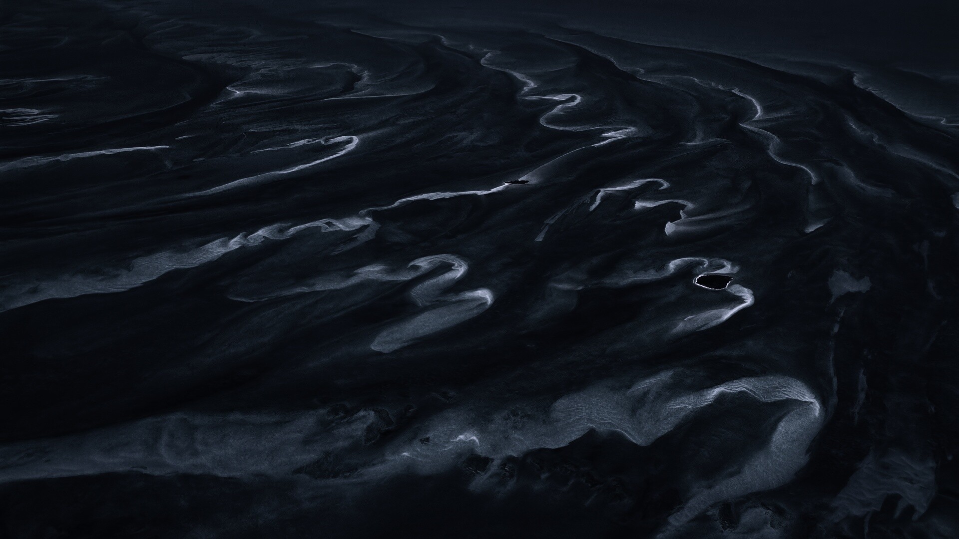 Остров среди лазурных рифов обои