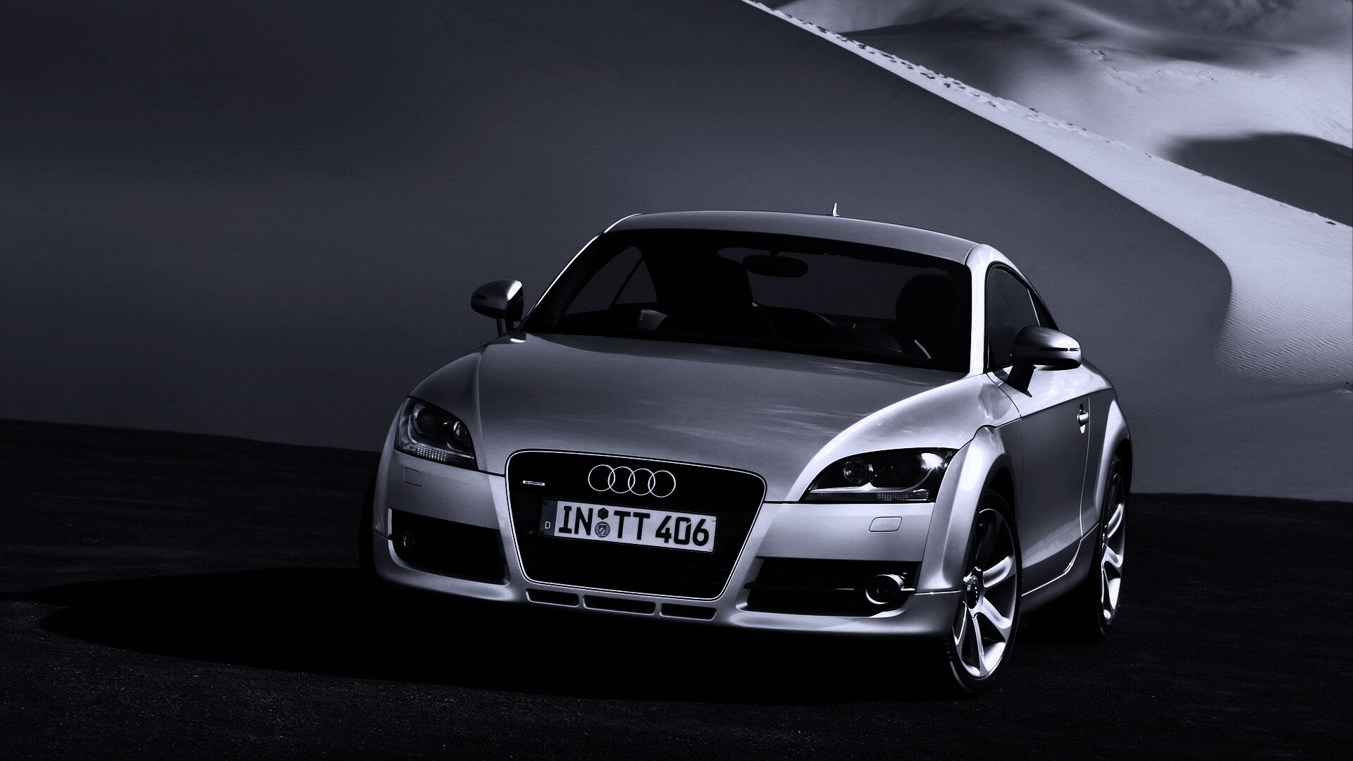 Audi TT на фоне снега обои