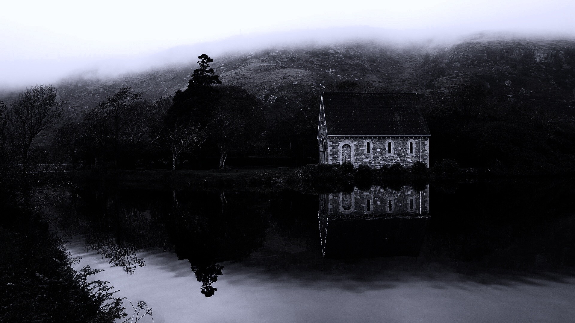 Живописный дом обои