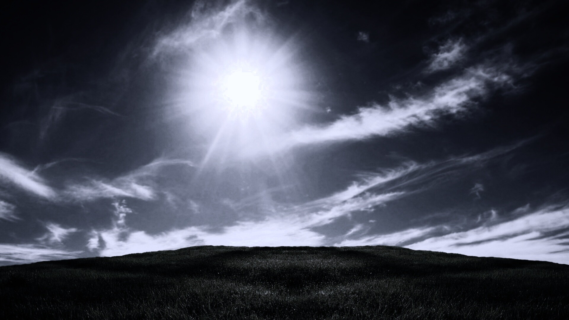 Солнце над холмом обои