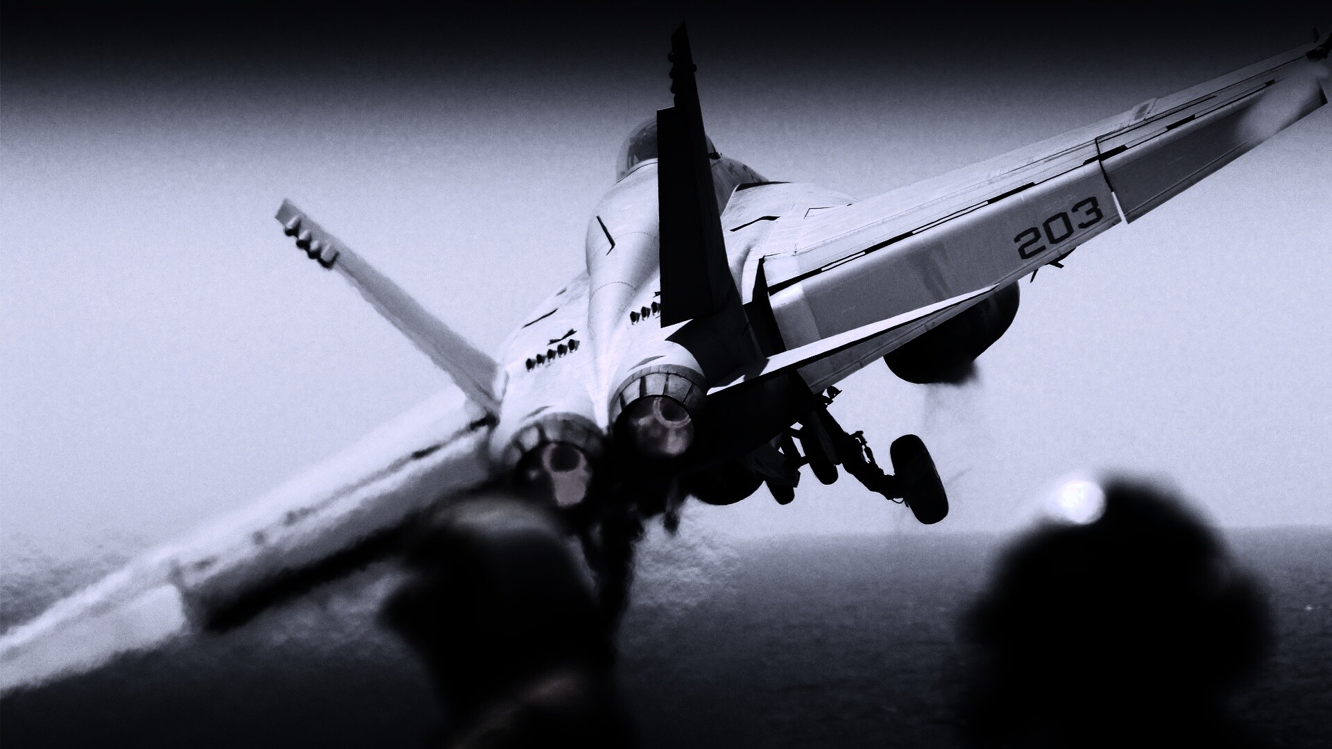 Взлет истребителя обои