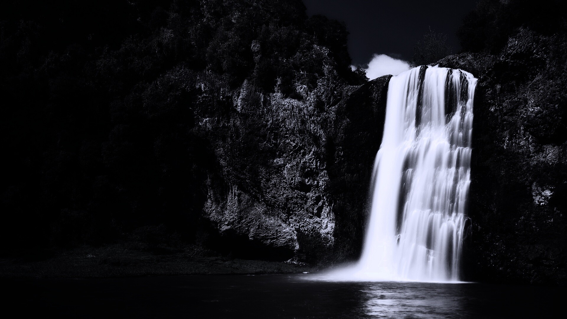 Скалистый водопад обои