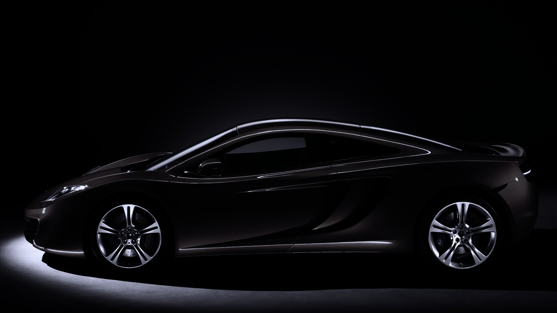 Mclaren в профиль обои