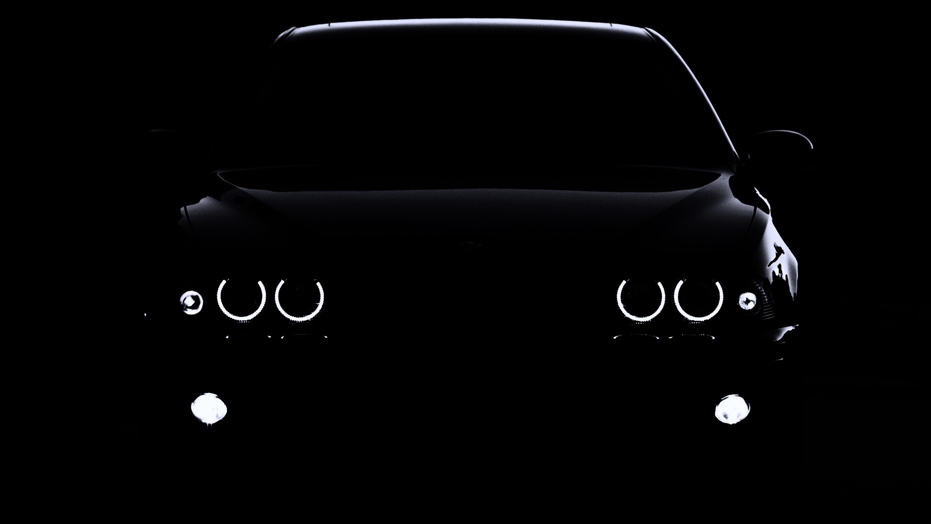 Чёрный BMW обои