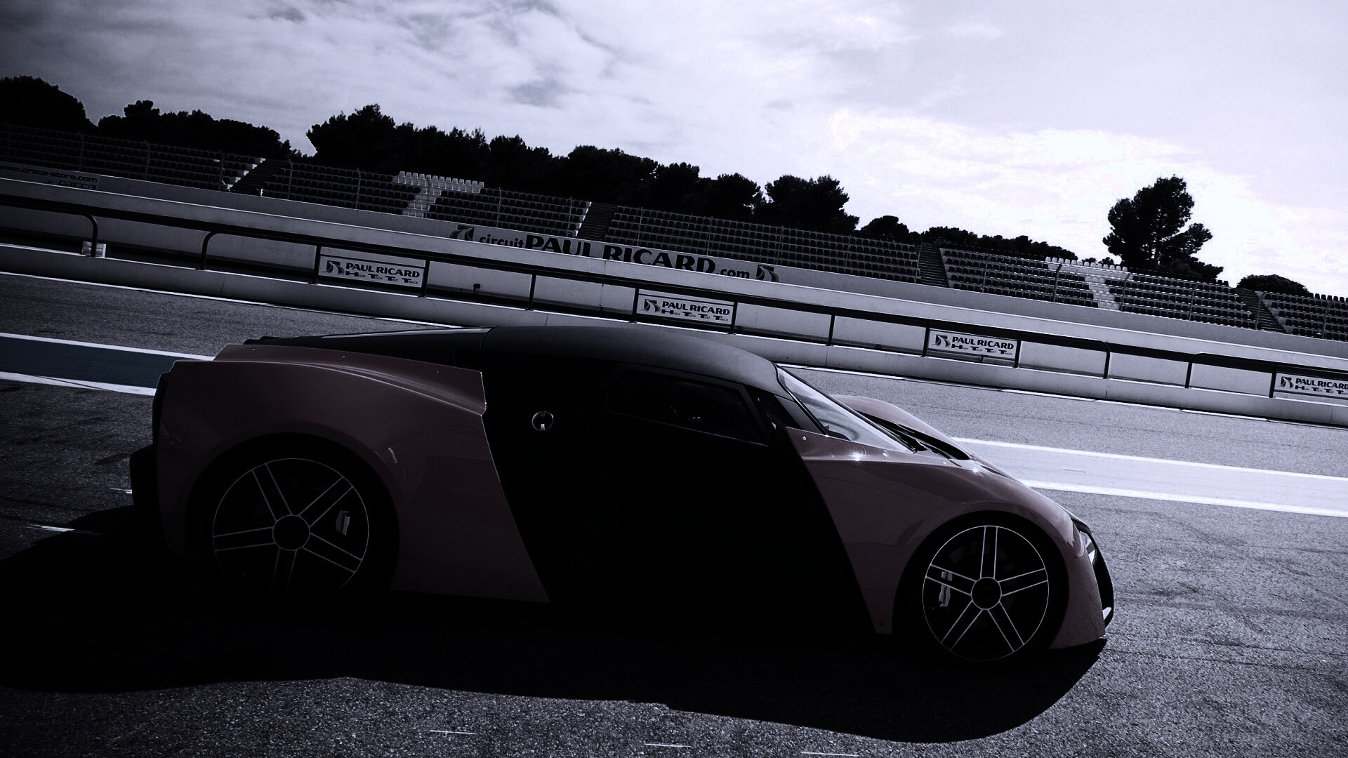 Marussia на треке обои