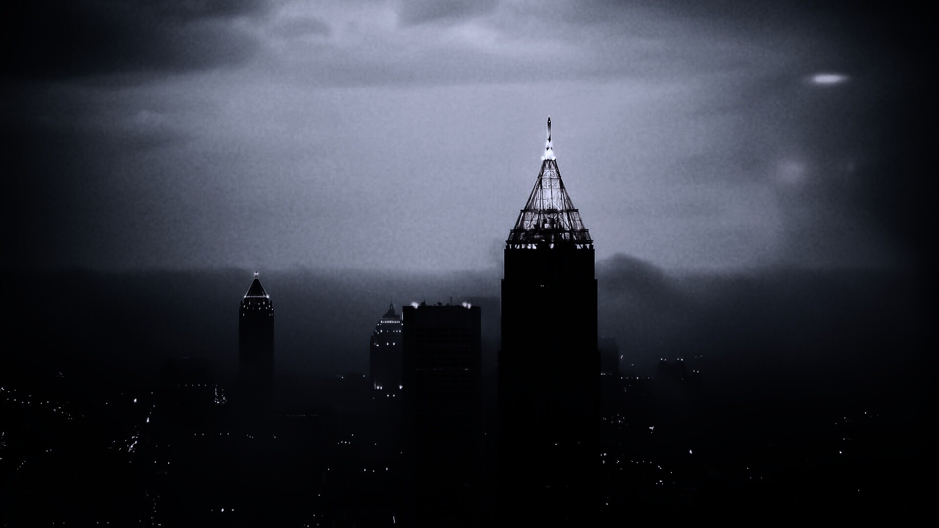 Небоскребы в тумане обои